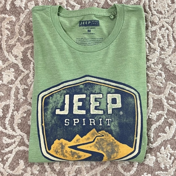 Lucky Brand x Jeep Men’s Graphic Tee - Picture 7 of 10